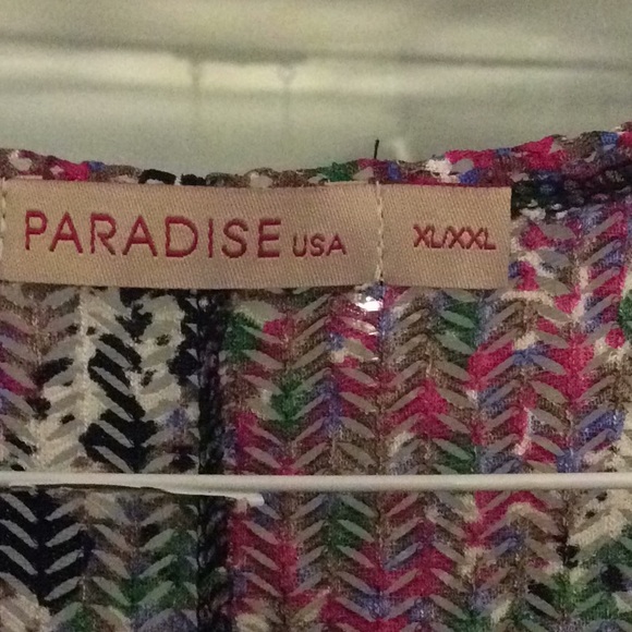 Top - Picture 2 of 2